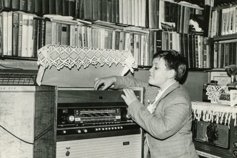 Alte Radios für Deko mieten