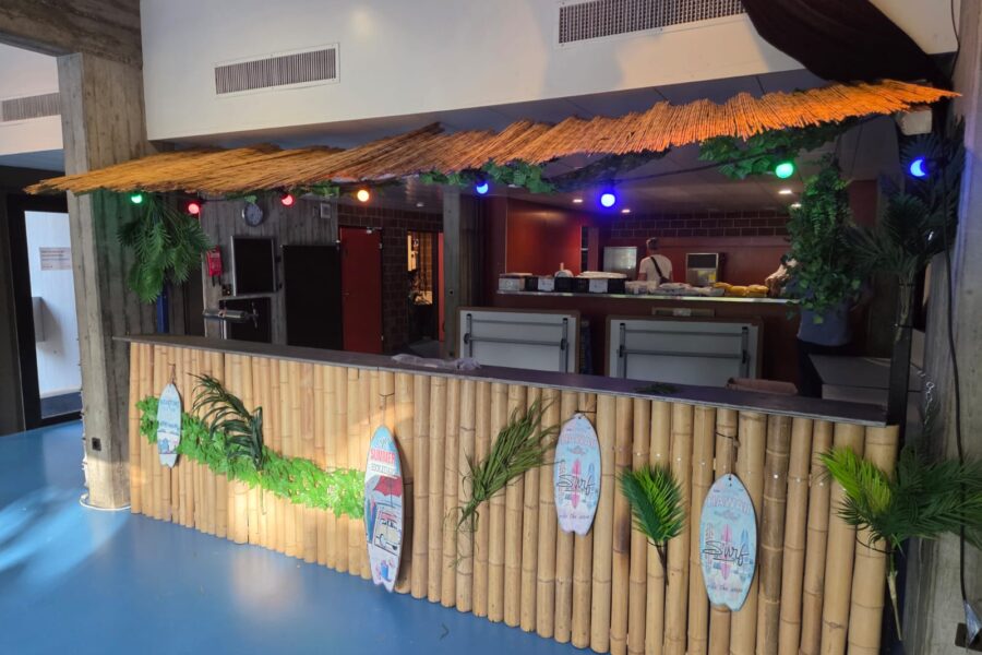 Tropical Beach Bar mieten