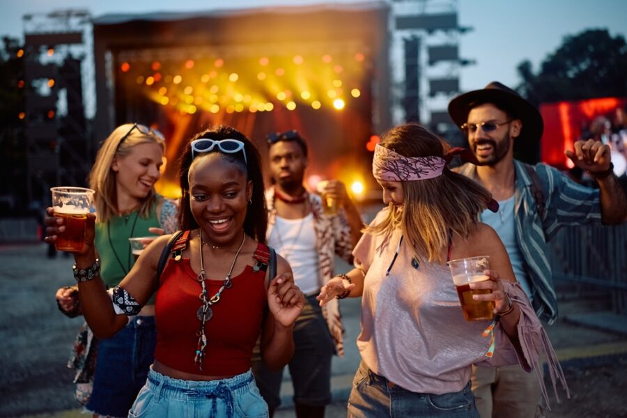 Openair Greifensee 2025: Erleben Sie das Openair Greifensee 2025 in Uster. Genießen Sie ein buntes Festivalprogramm vom 5. bis 7. September.